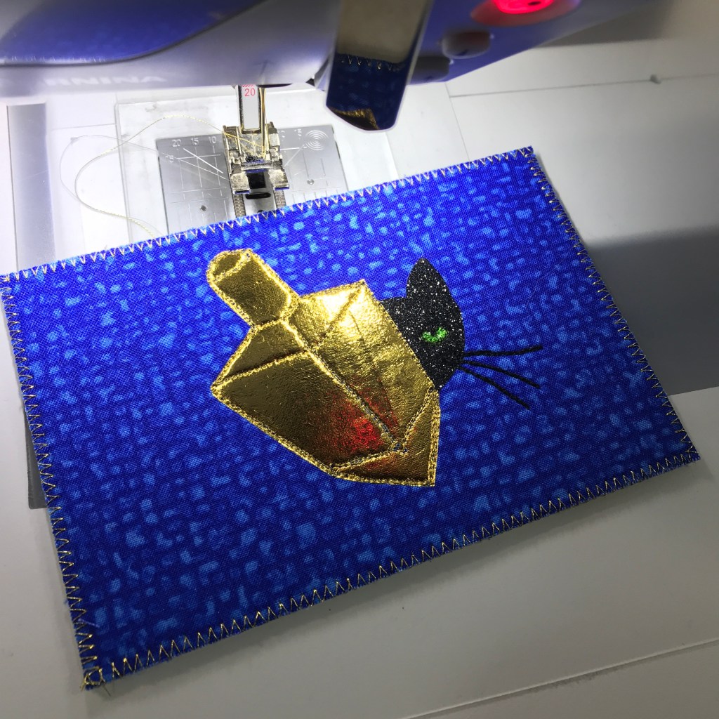 A Glittery Hanukkah Card!&nbsp;✨