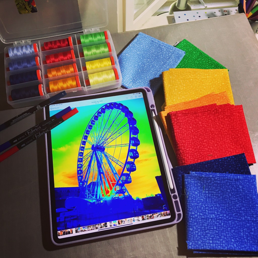 Joyspotting on the Road: Don’t Forget to Look Up!&nbsp;🎡